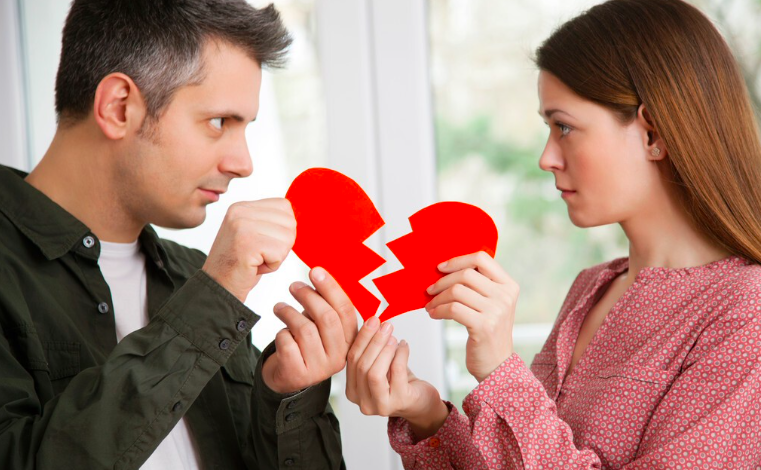 自贡离婚如何申请财产保全冻结对方账户